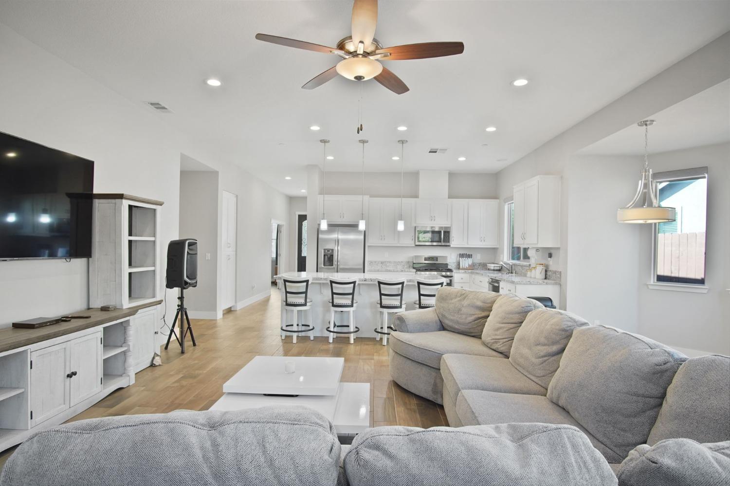 1141 Imperial Lily Dr