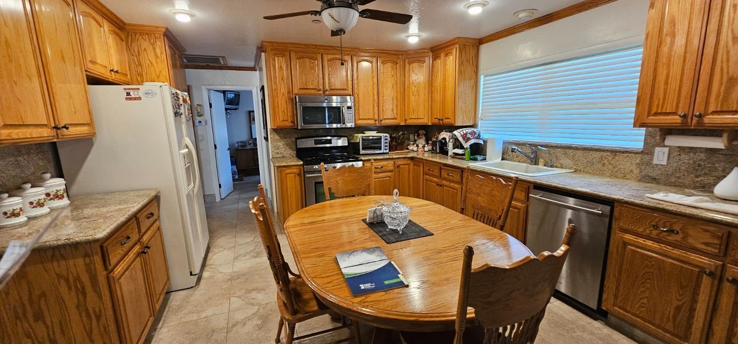 2 Locust Road F1