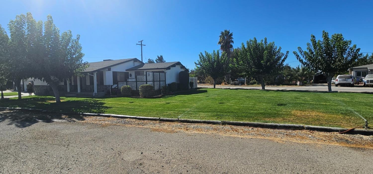 2 Locust Road F1