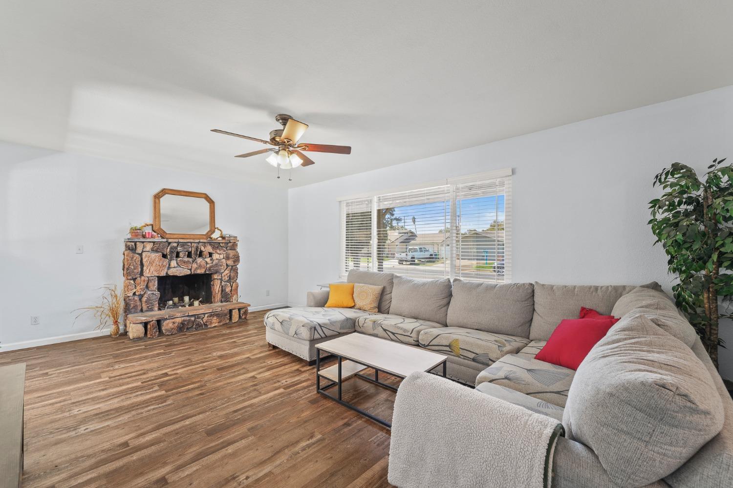 7538 Jade Lane