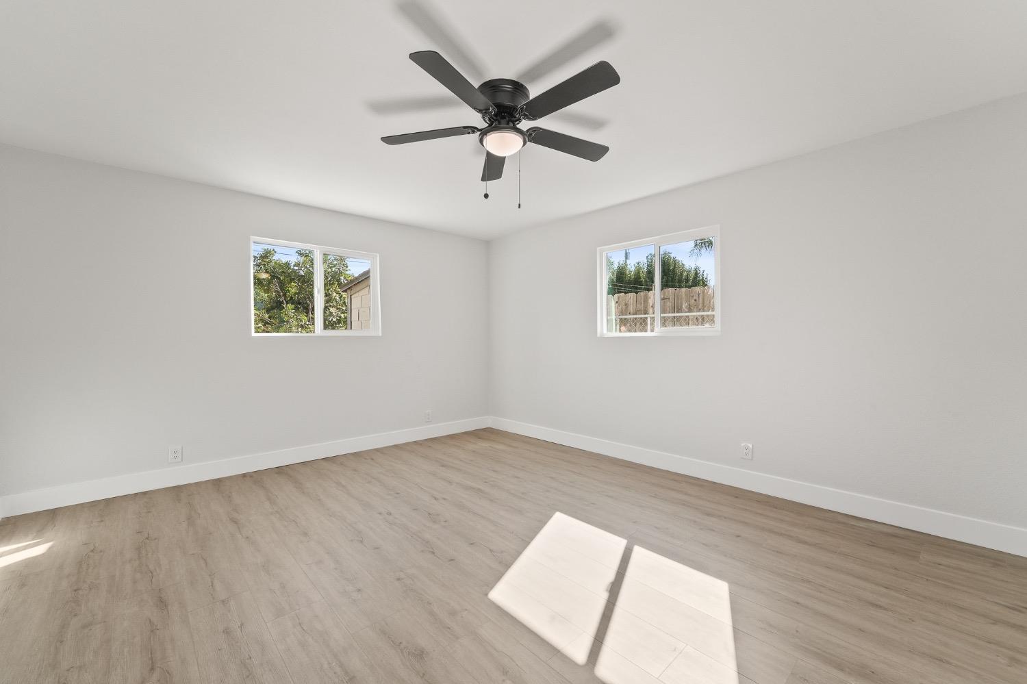 1952 Hollister Street