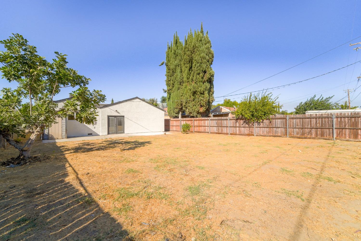 1952 Hollister Street