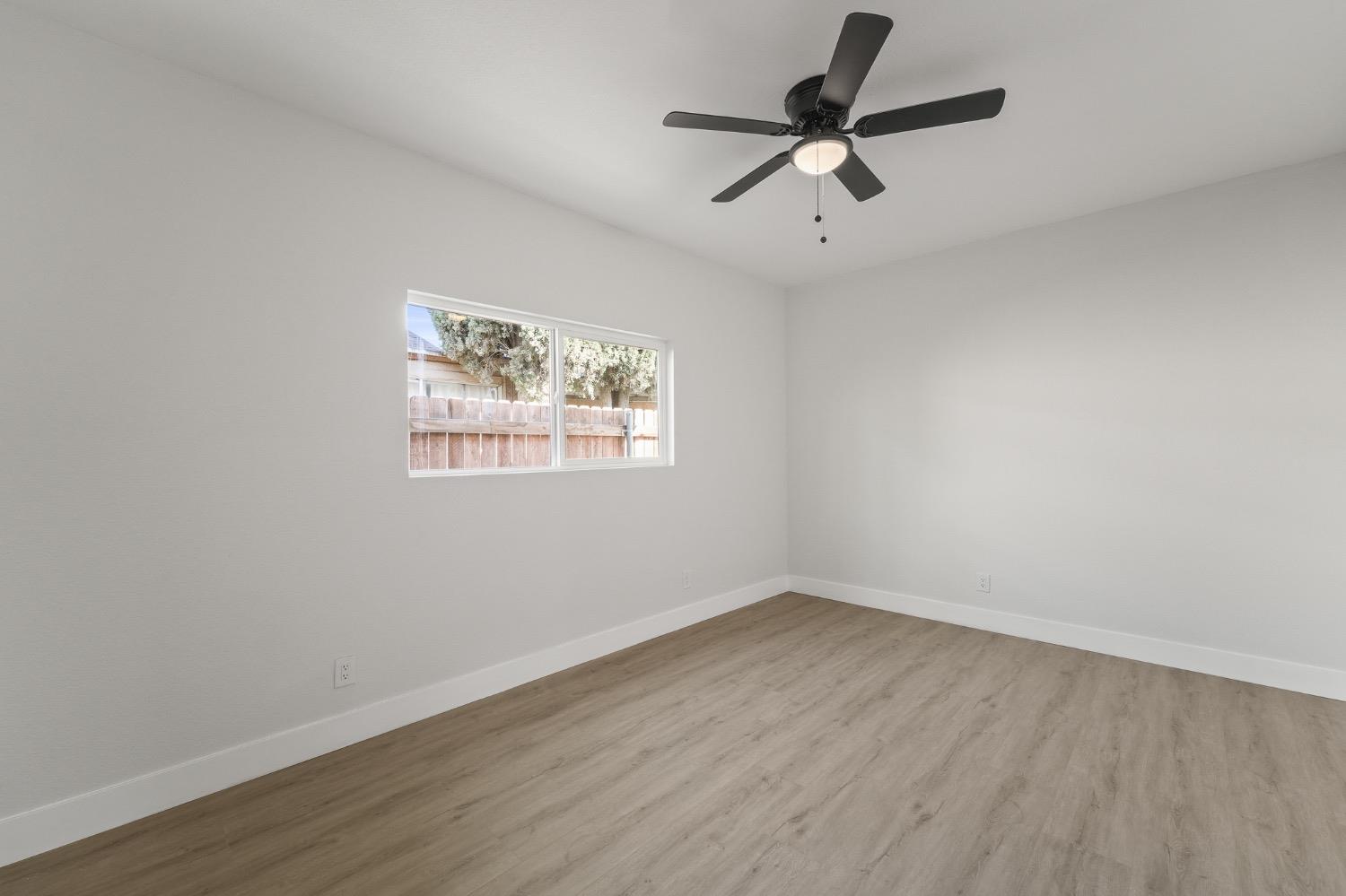 1952 Hollister Street