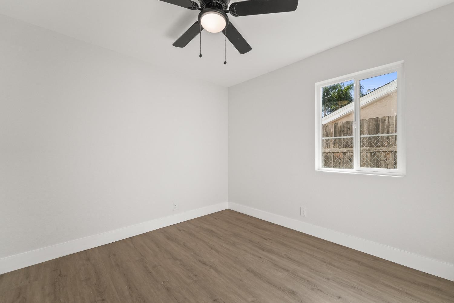 1952 Hollister Street