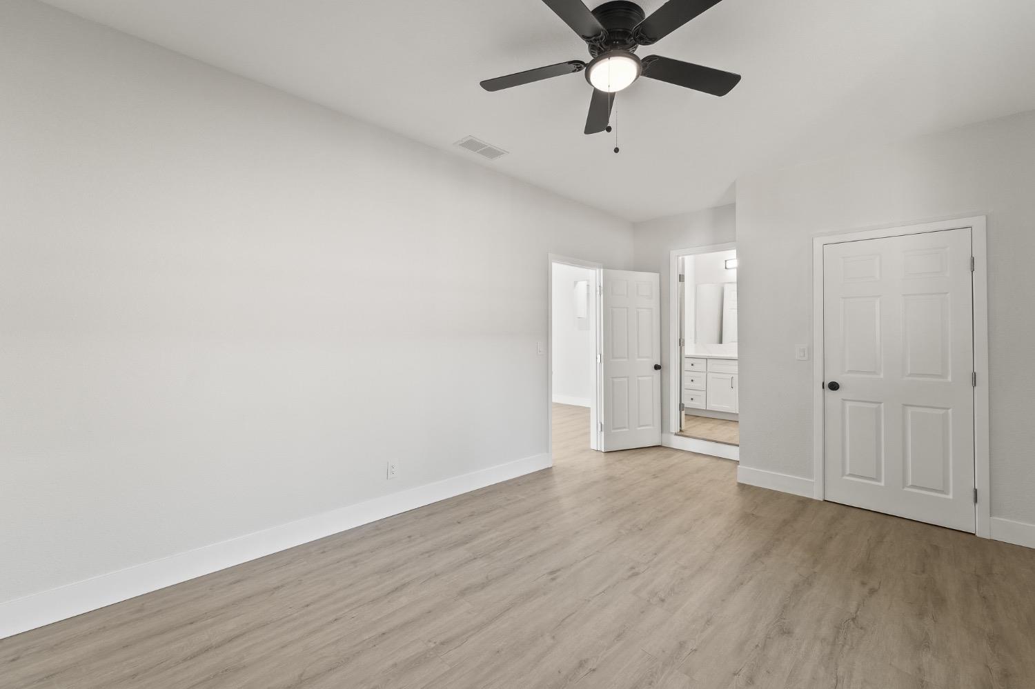 1952 Hollister Street