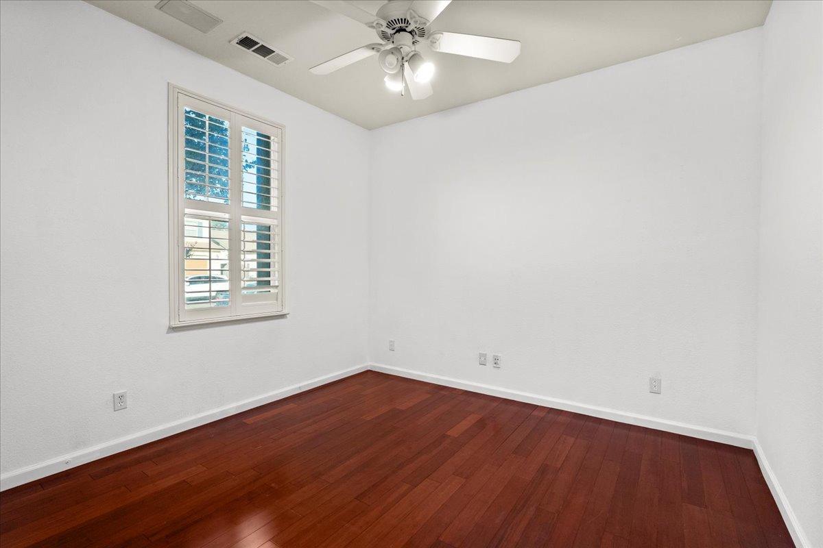 5909 Silveroak Circle