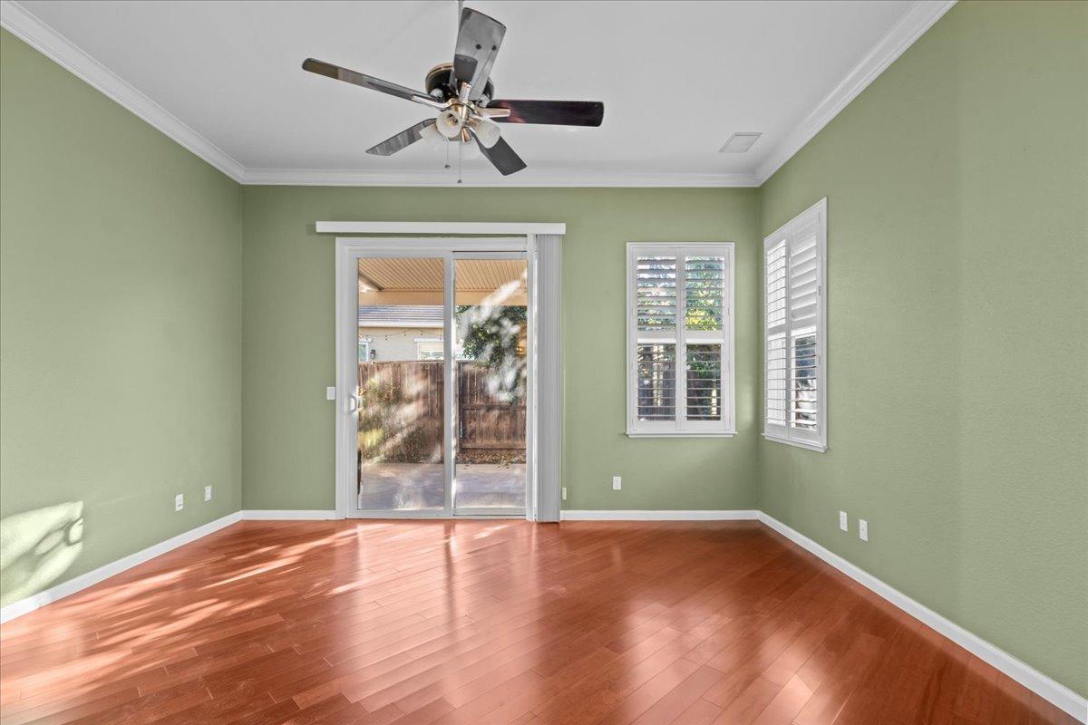 5909 Silveroak Circle