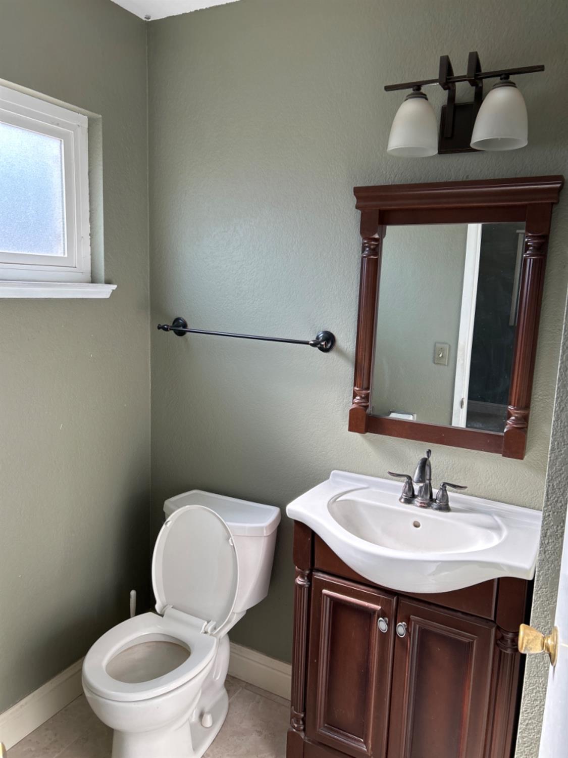 6230 E Don Carlos Avenue