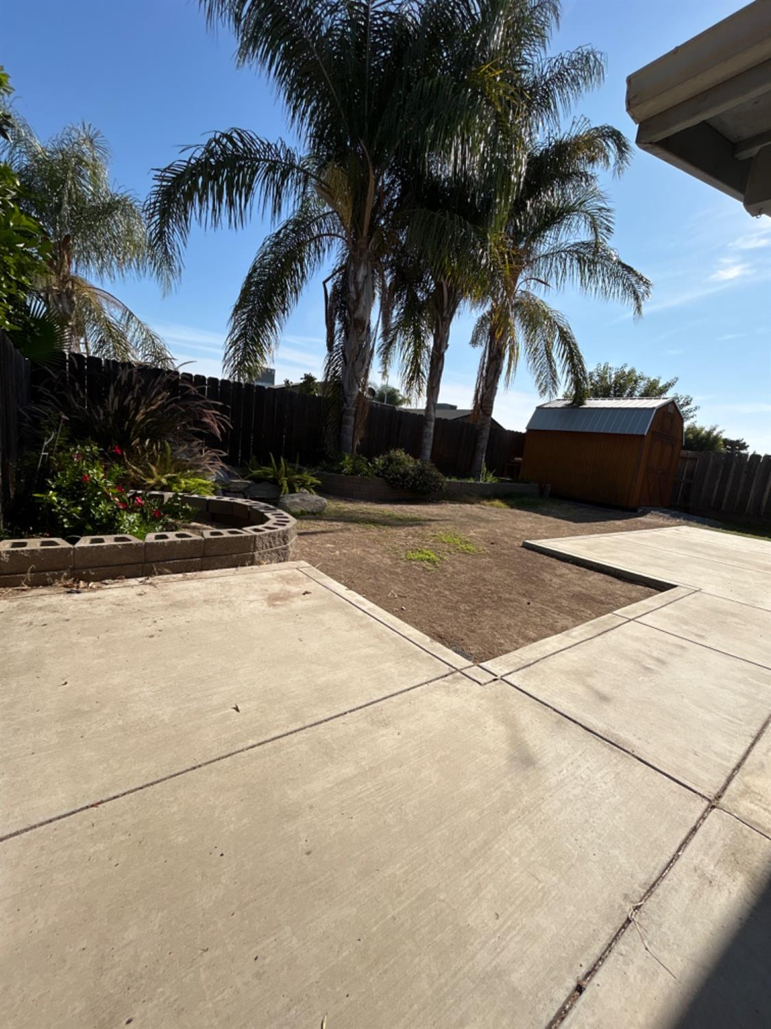 6230 E Don Carlos Avenue