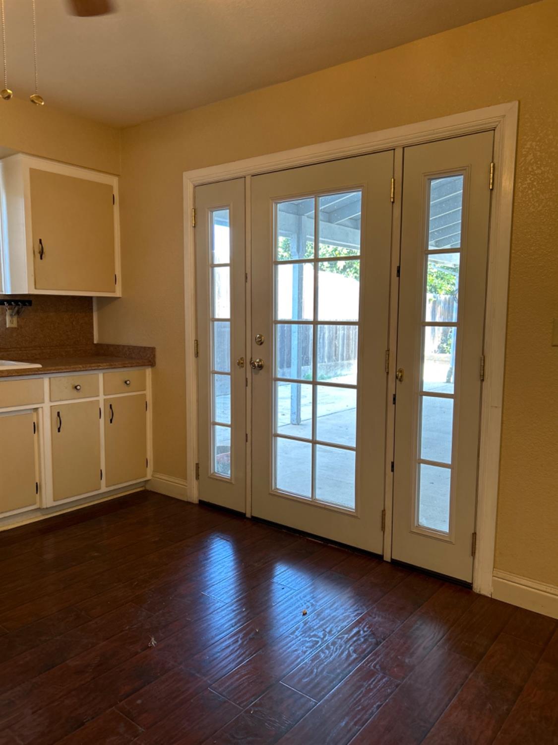 6230 E Don Carlos Avenue