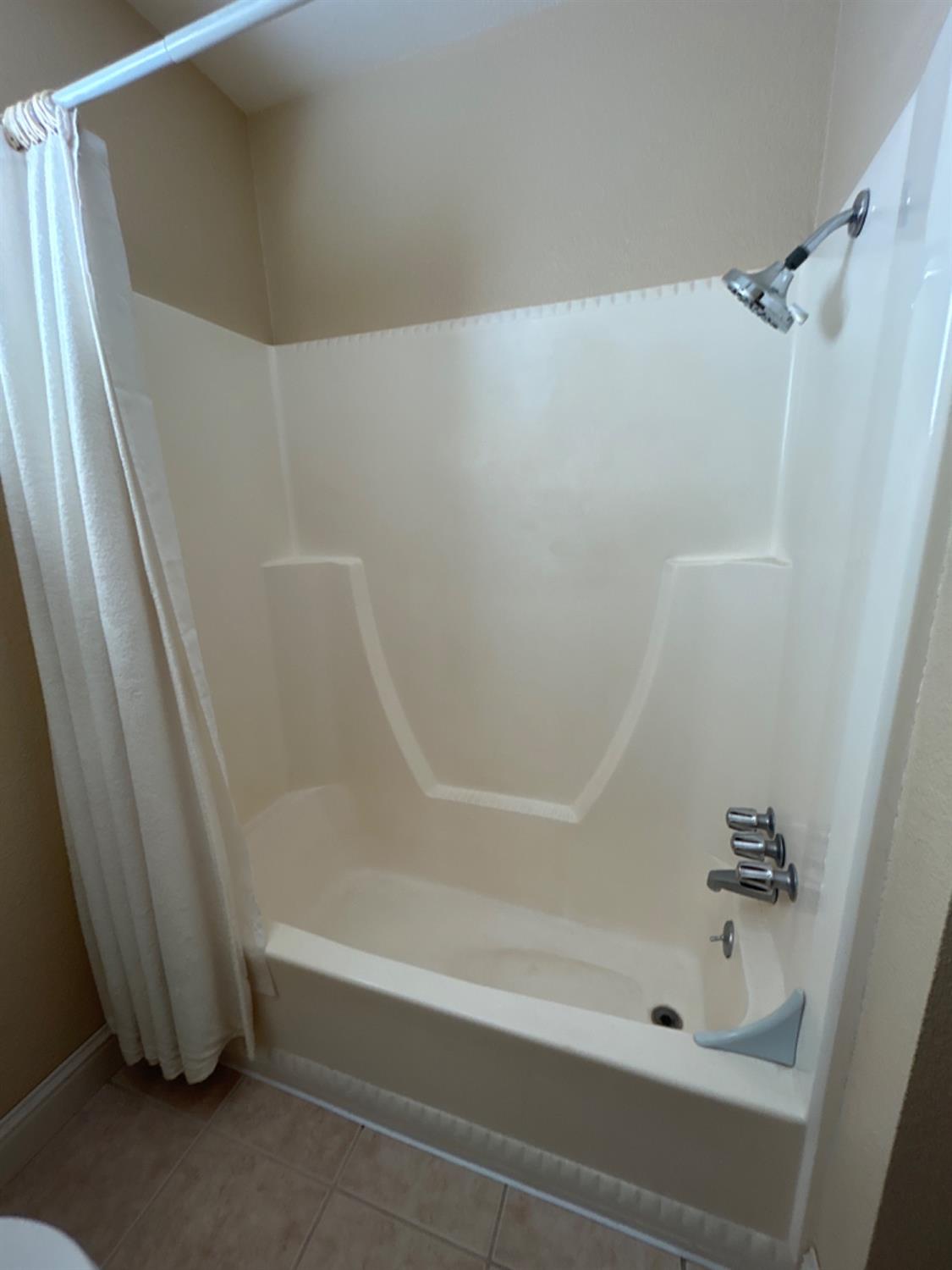 6230 E Don Carlos Avenue