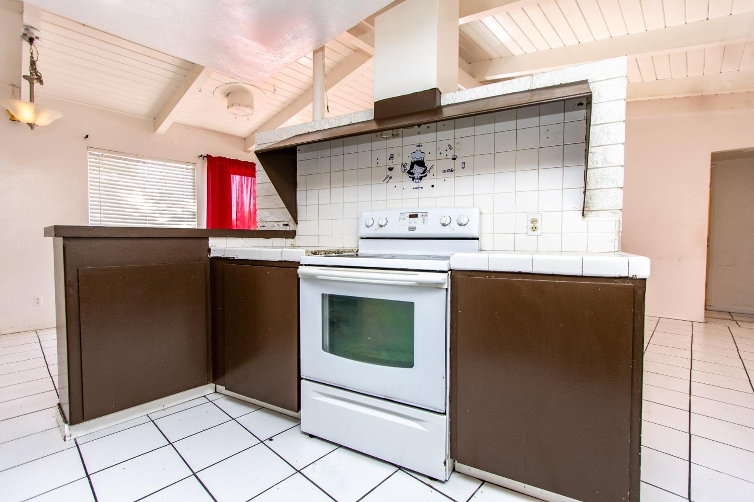 805 Tully Road 22