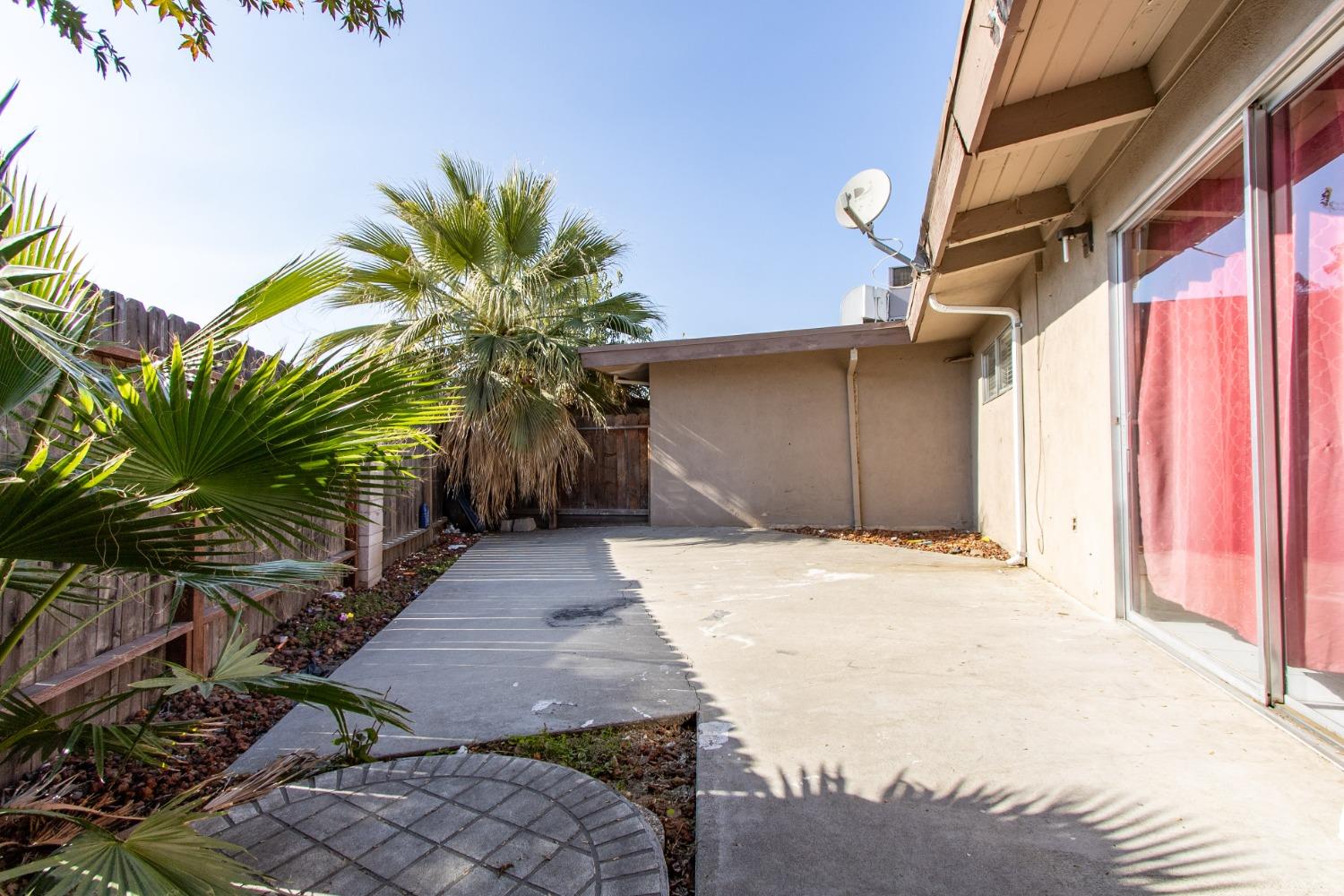805 Tully Road 22