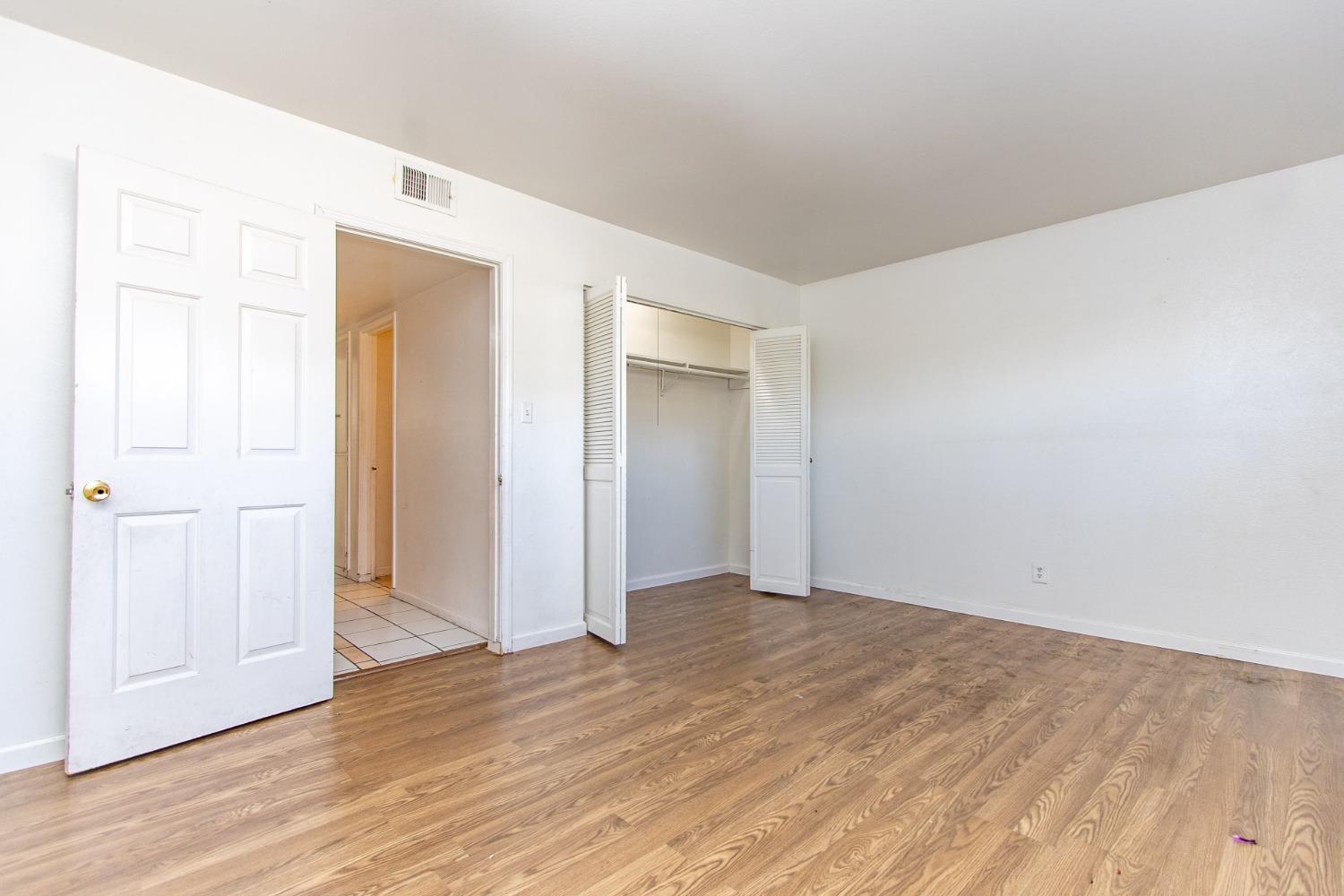 805 Tully Road 22