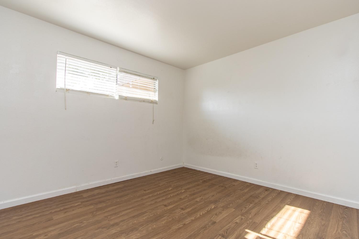 805 Tully Road 22