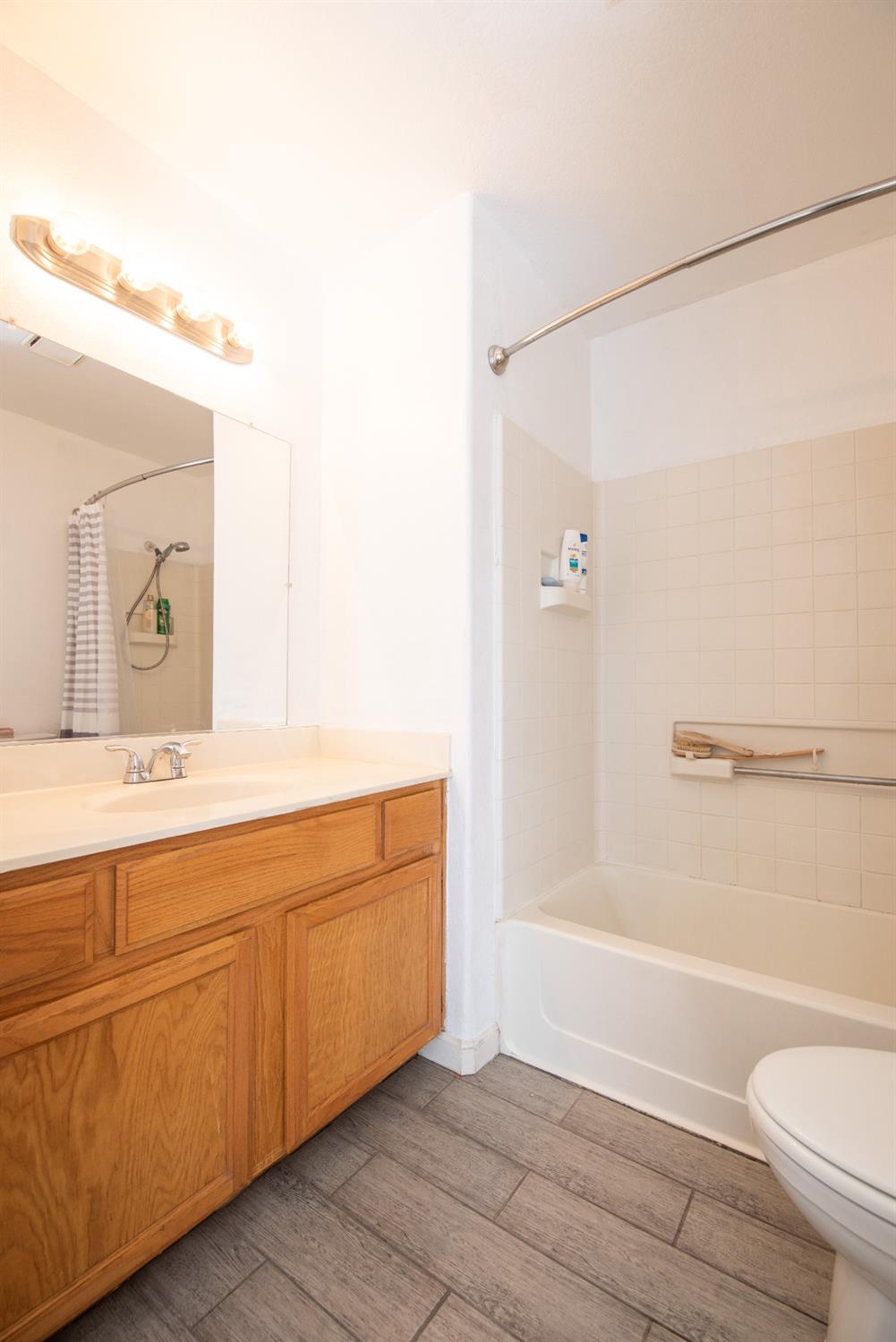 1479 Gold Rush Court