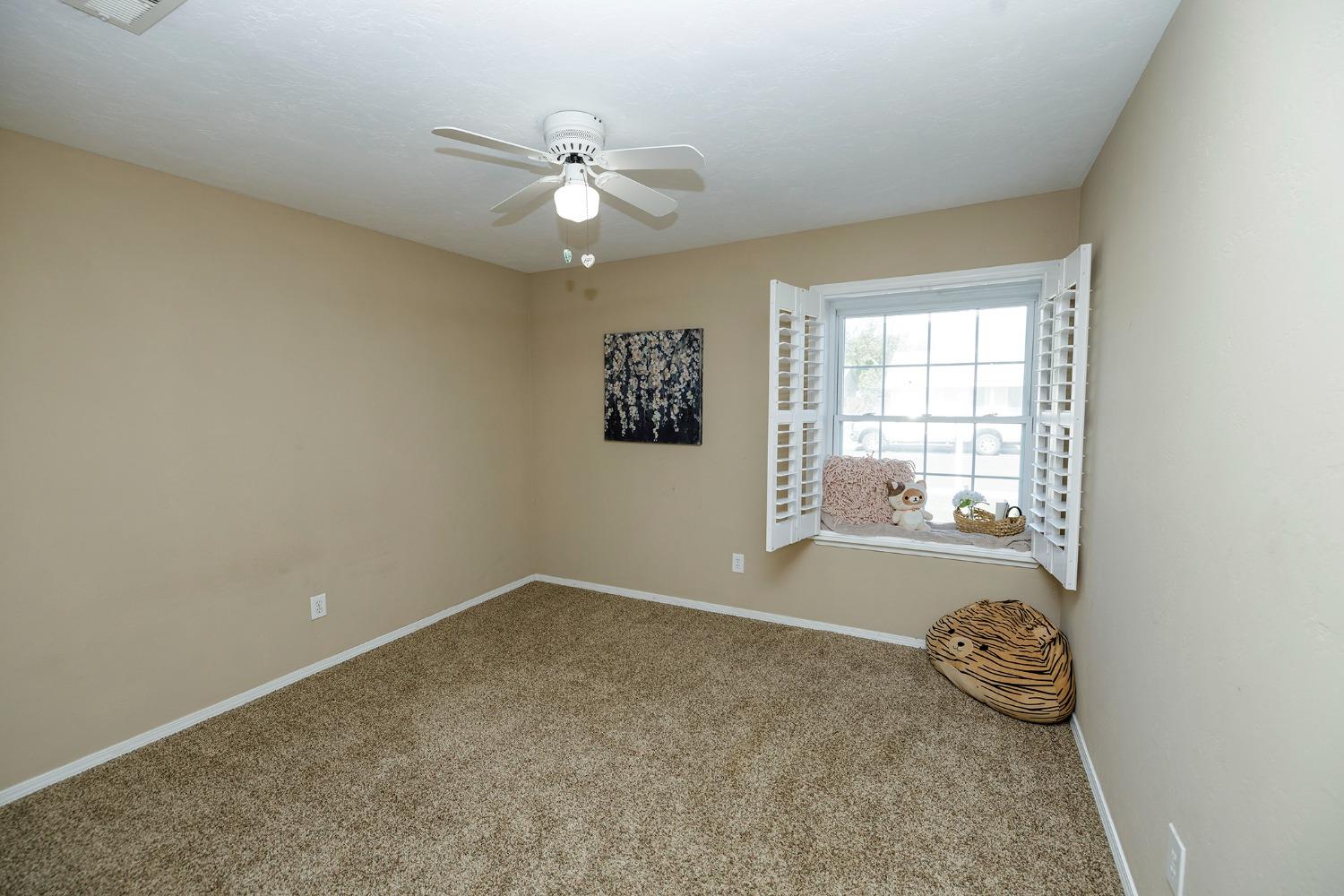 3406 Uranus Drive