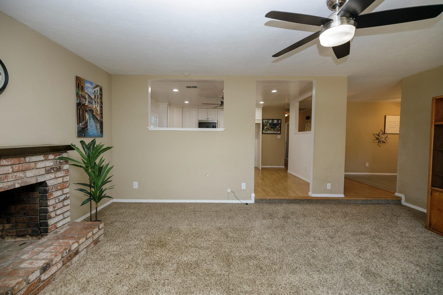 3406 Uranus Drive