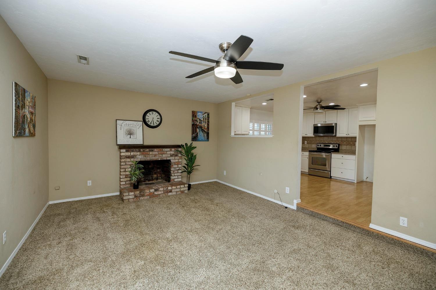 3406 Uranus Drive