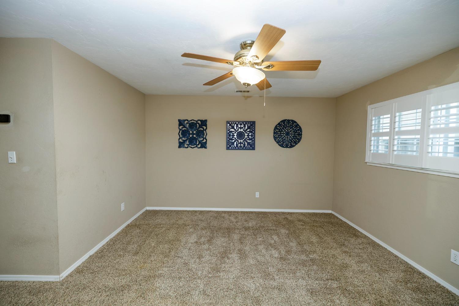 3406 Uranus Drive