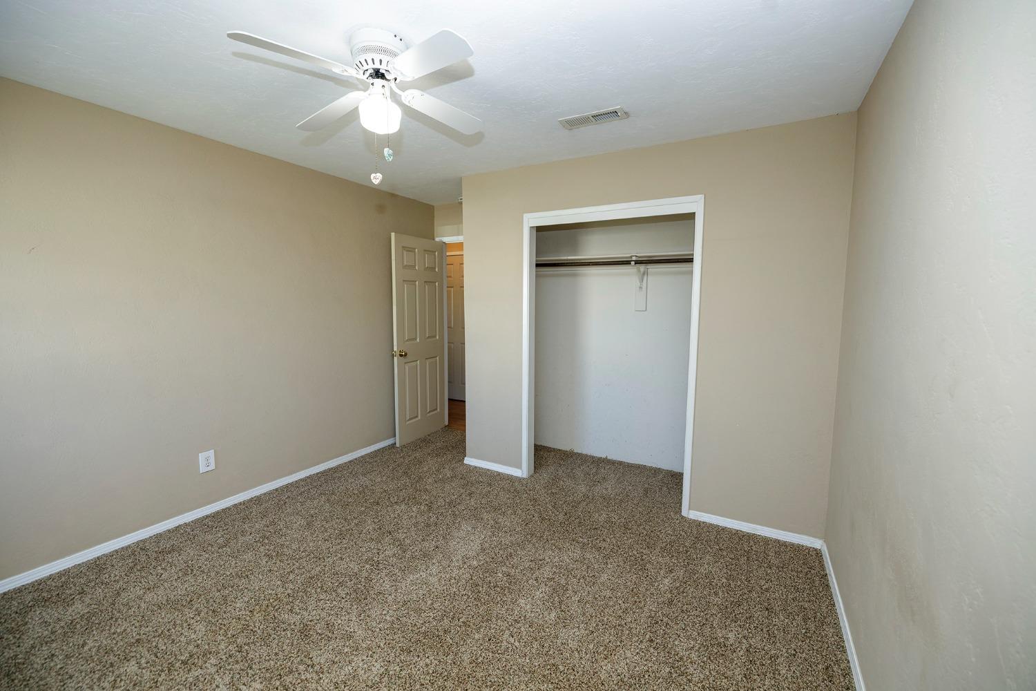 3406 Uranus Drive
