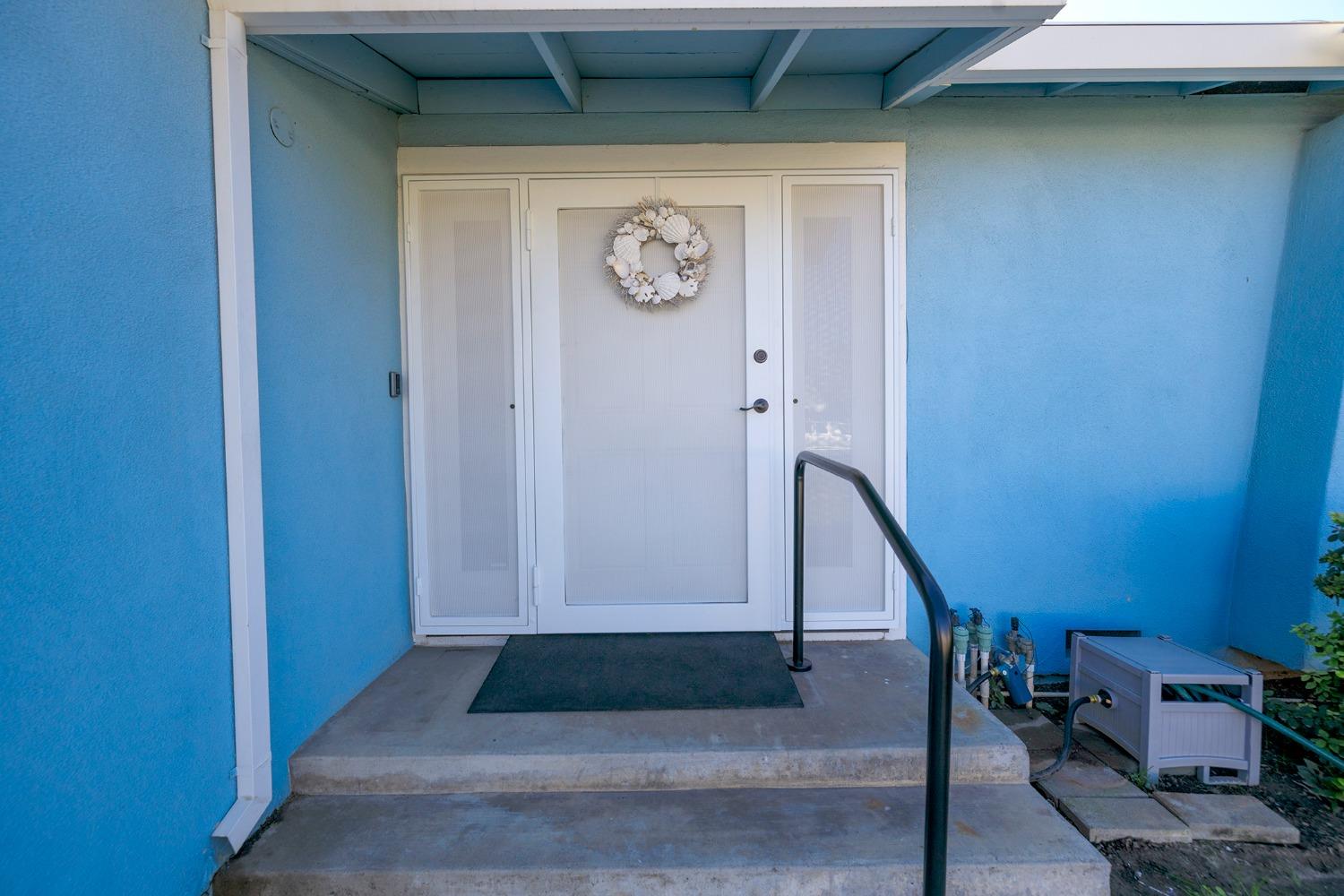 3406 Uranus Drive