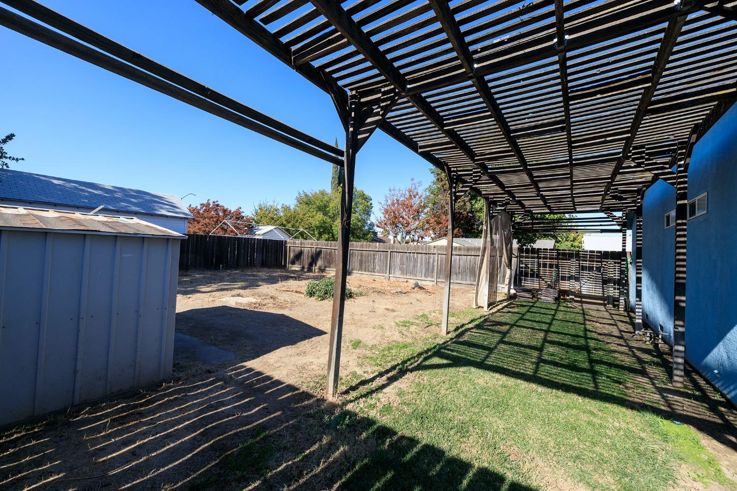 3406 Uranus Drive