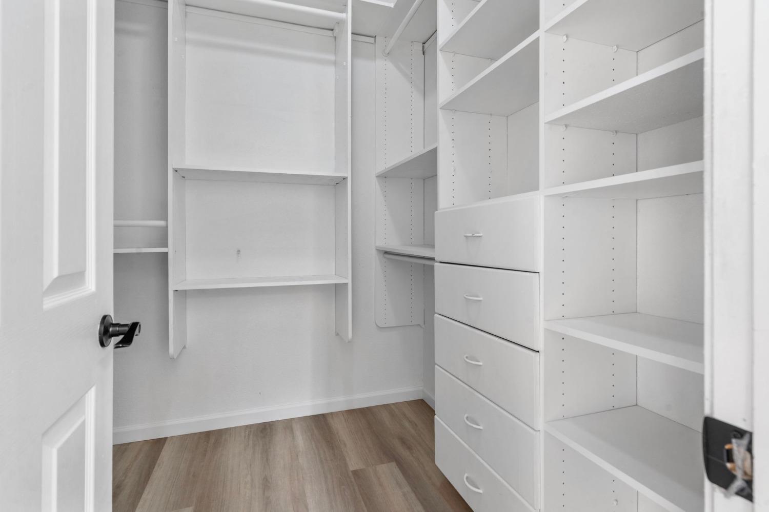 2020 Black Rose Lane