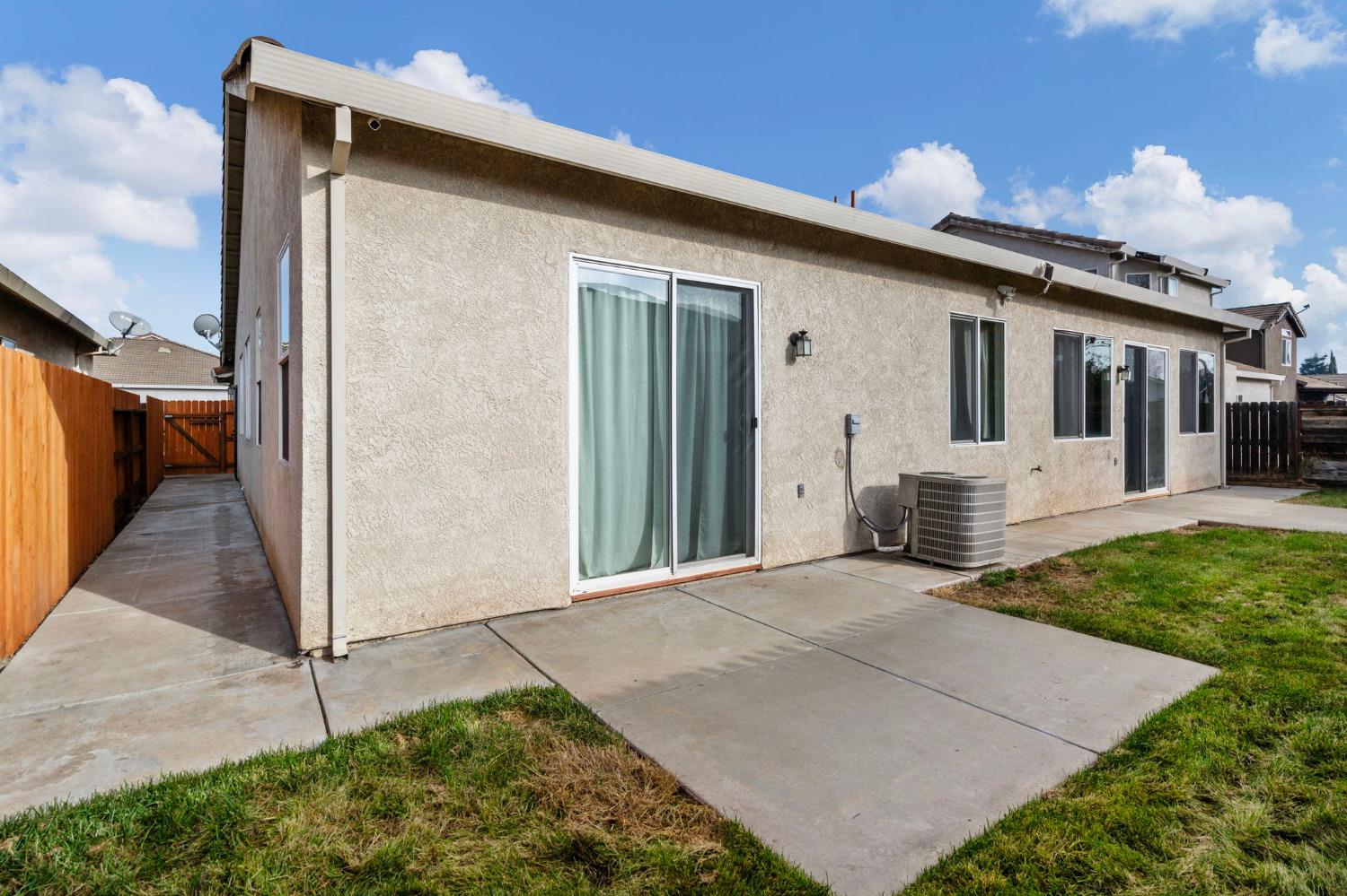 2020 Black Rose Lane