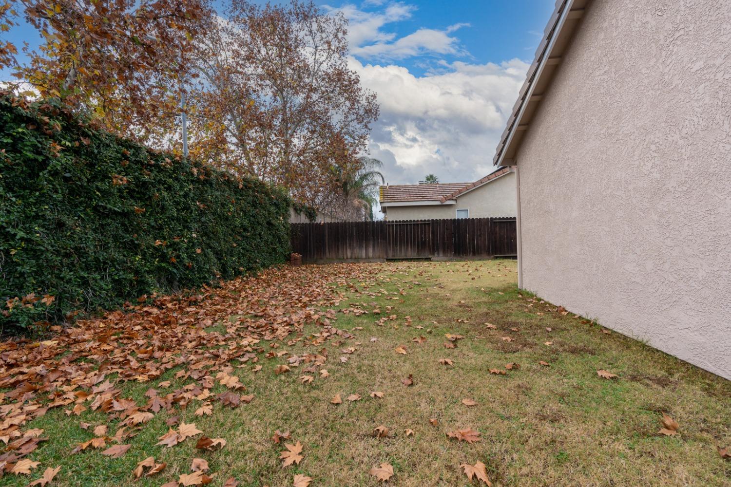 3920 El Portal Place