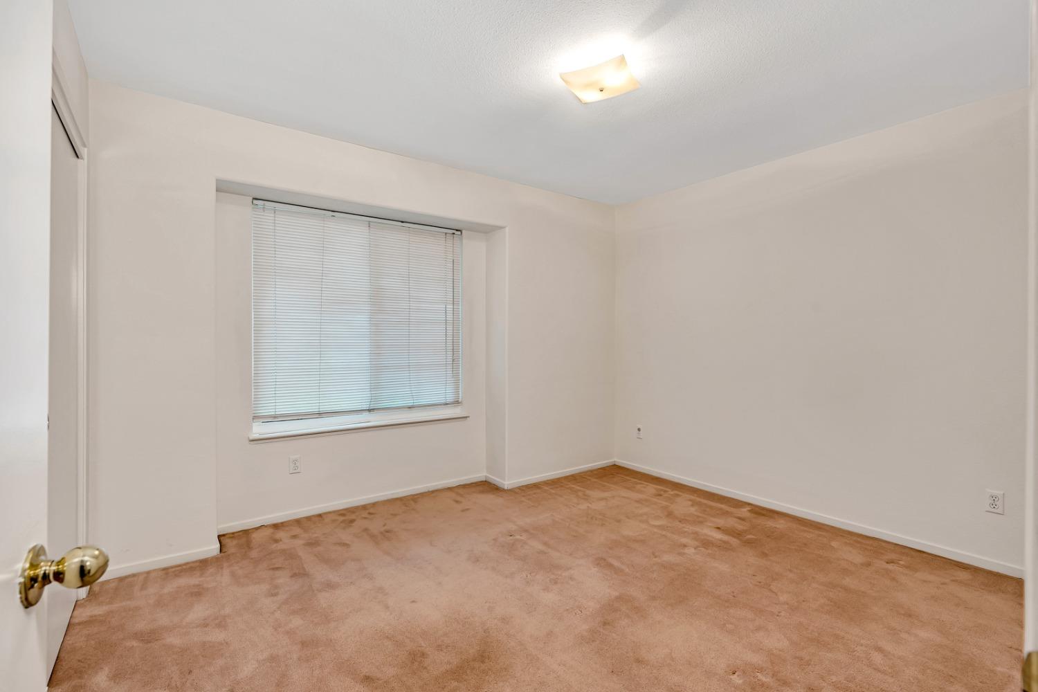 3920 El Portal Place