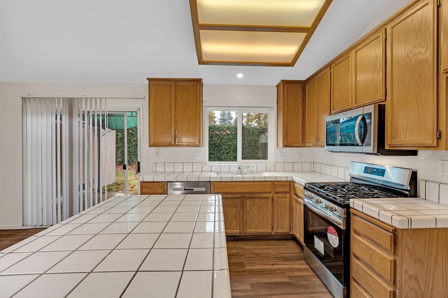 3920 El Portal Place