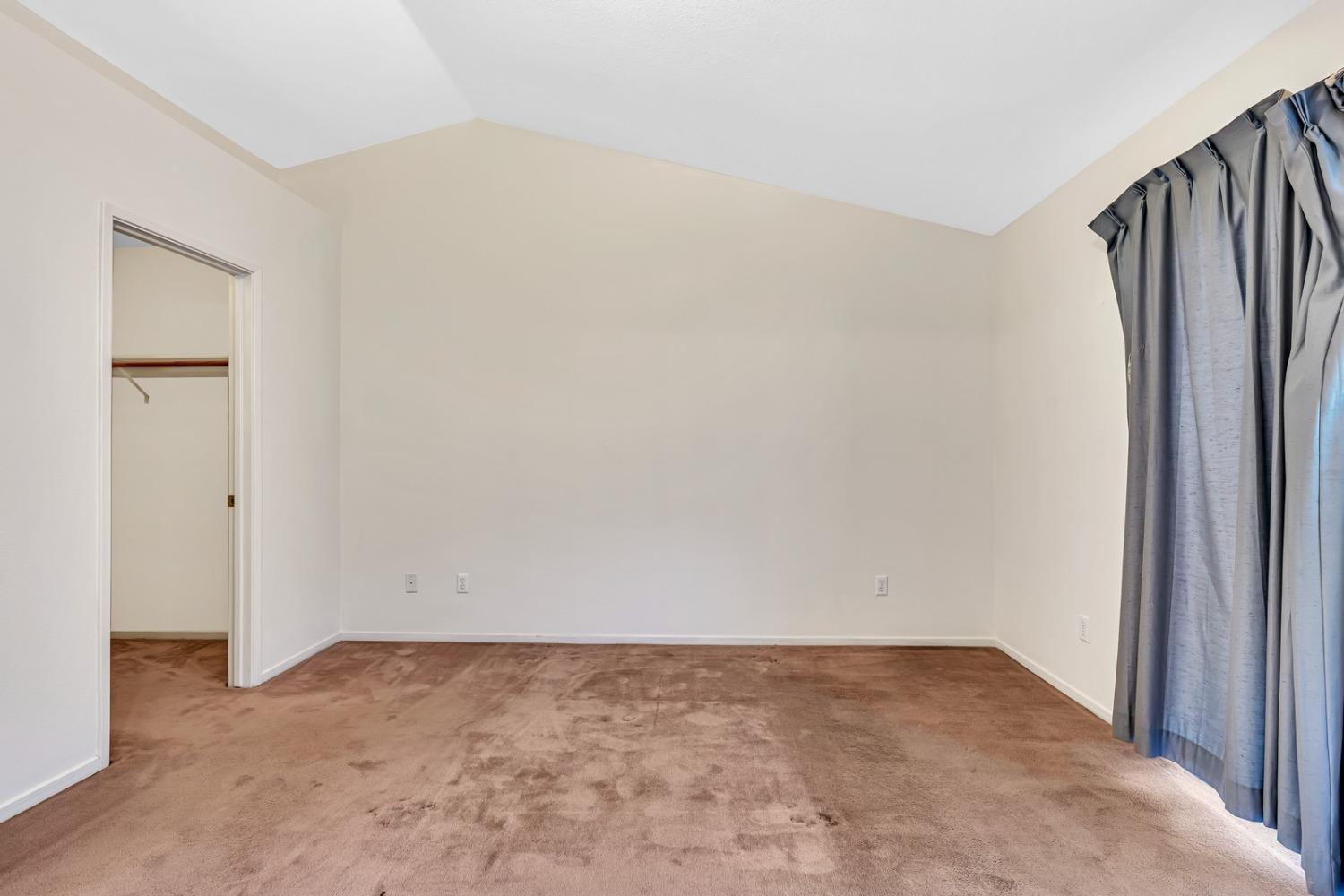 3920 El Portal Place