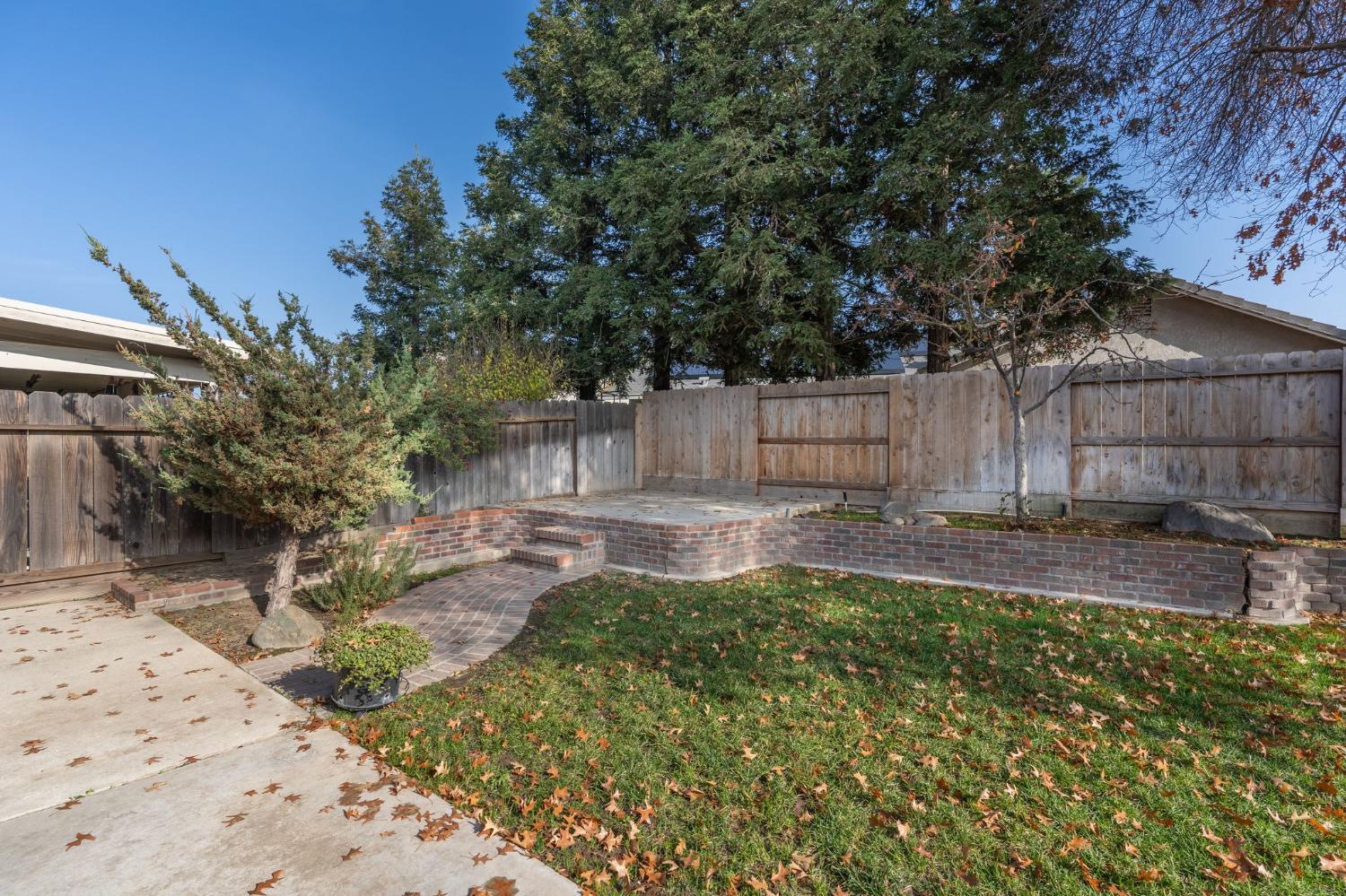 3326 Lagoon Avenue