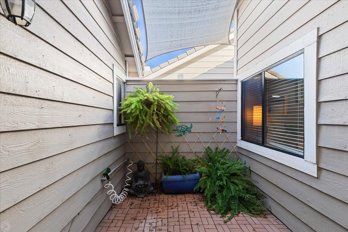 3605 Thomas More Way