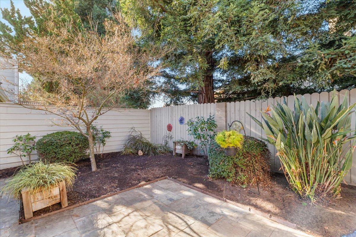 3605 Thomas More Way