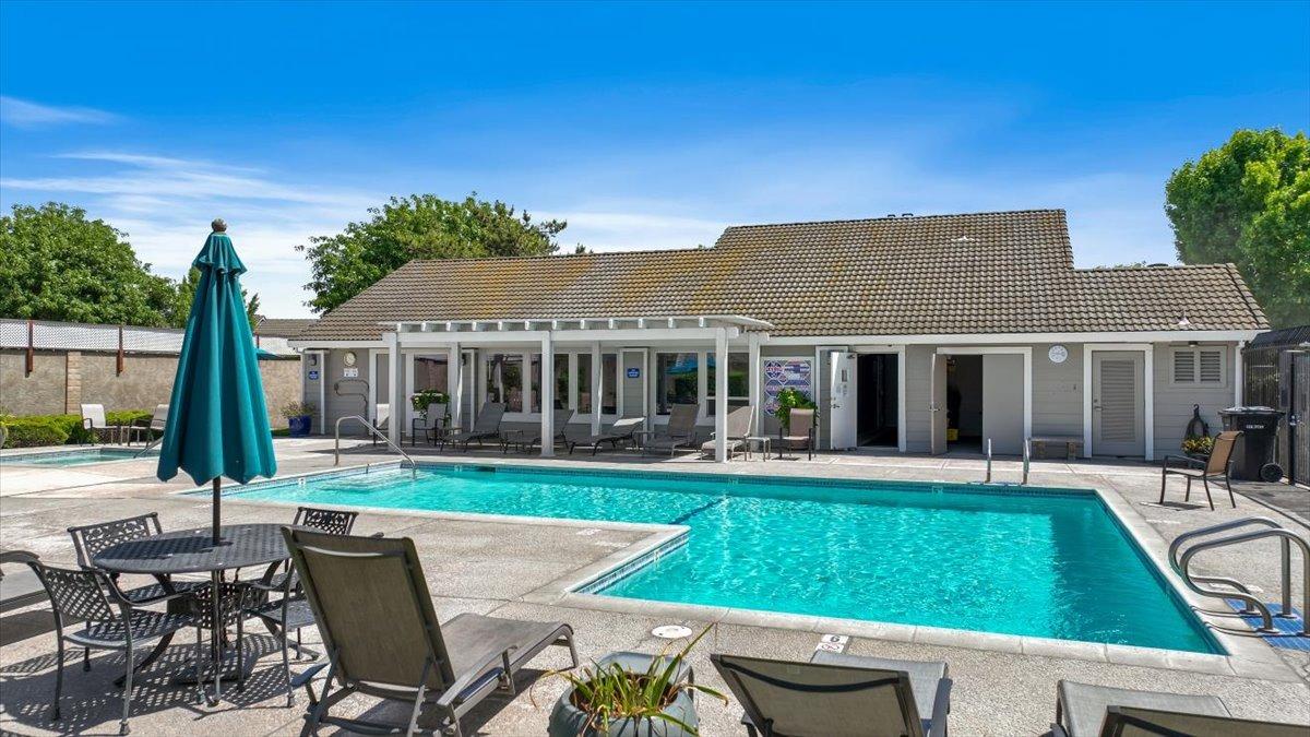 3605 Thomas More Way