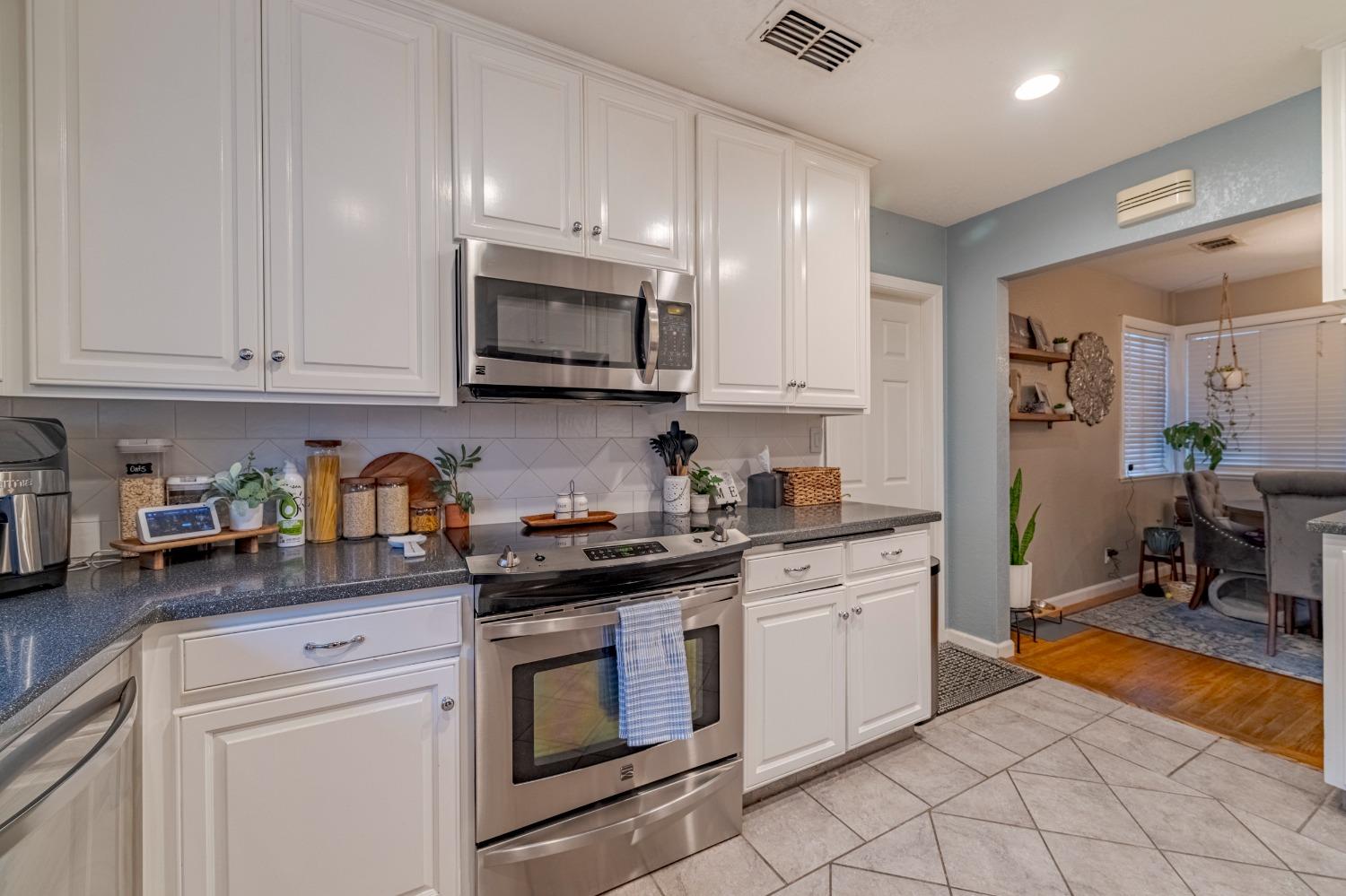 1335 Tamarack Avenue