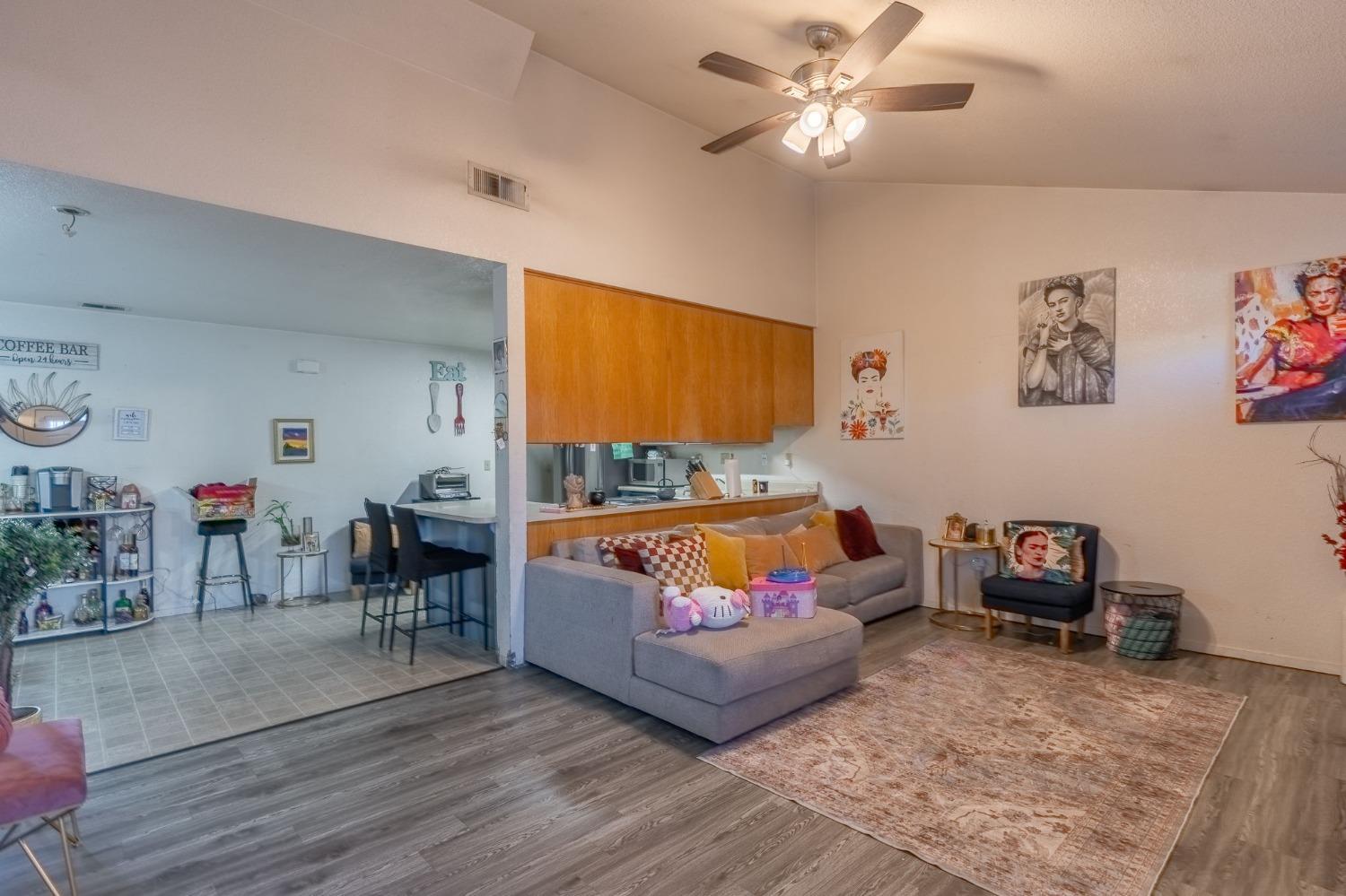 2550 Porsche Strasse