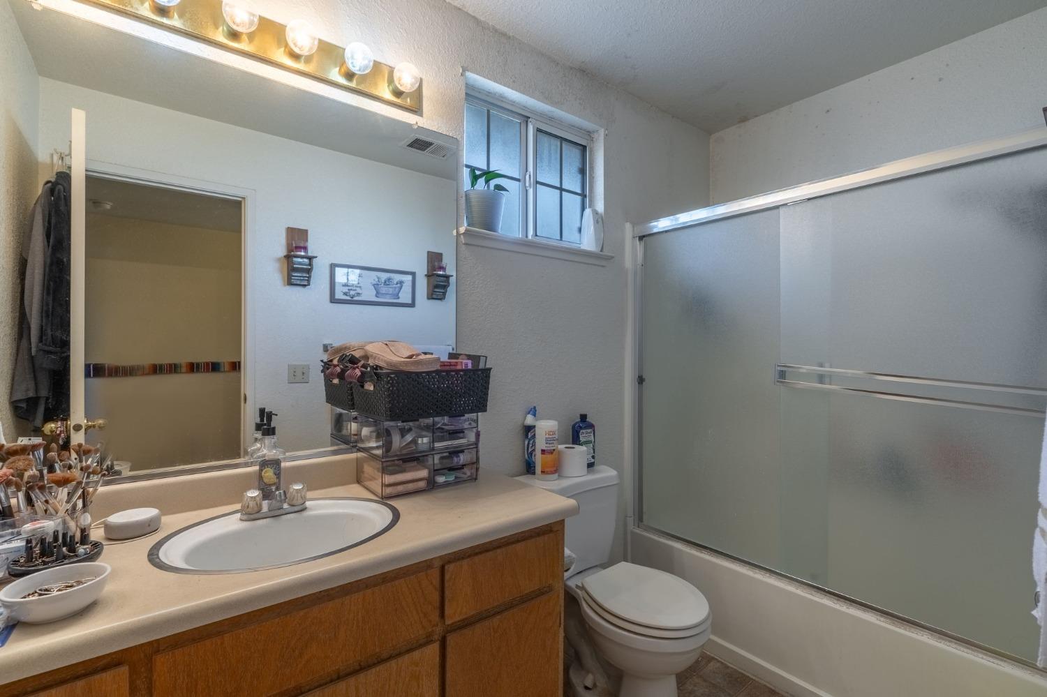 2550 Porsche Strasse