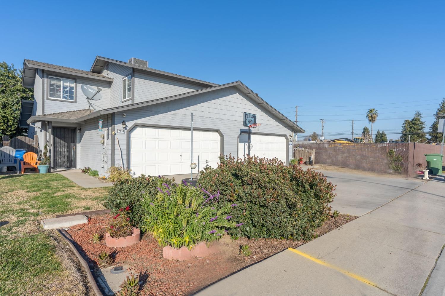 2550 Porsche Strasse