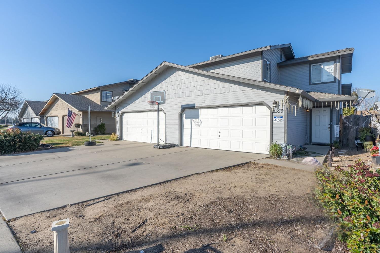 2550 Porsche Strasse