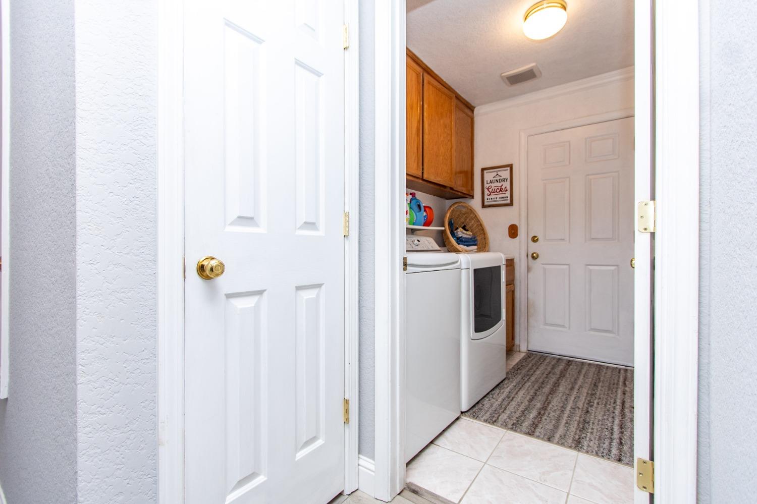 1732 Tartarian Way