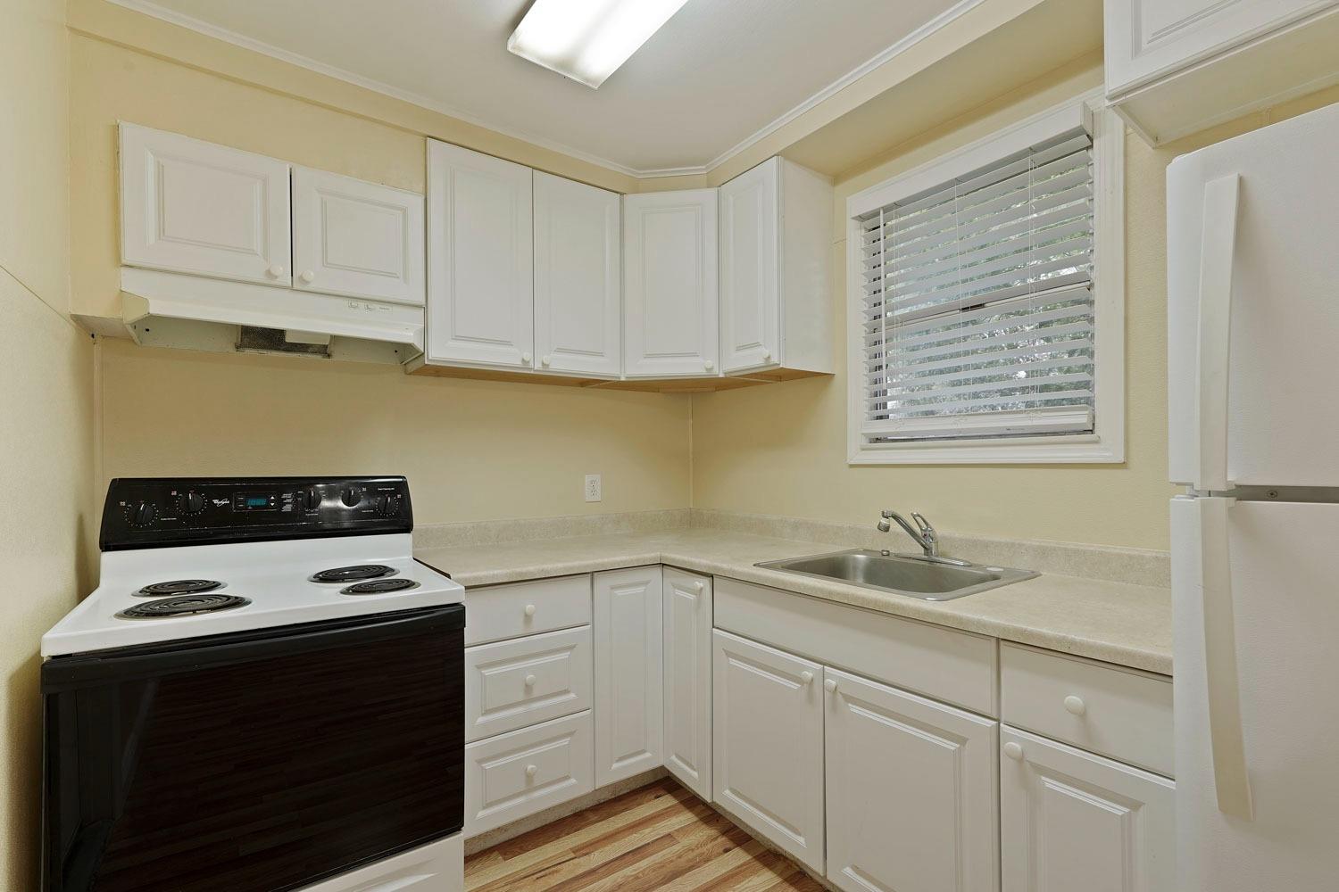 12 N Gertrude Avenue