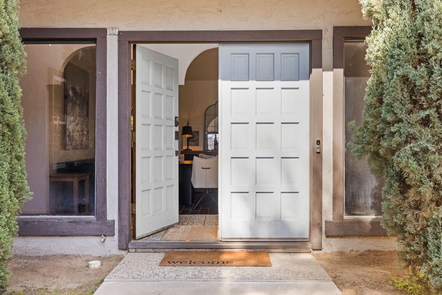 591 E Tuolumne Road