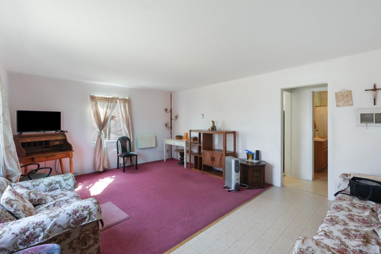 3609 Tamarack Avenue