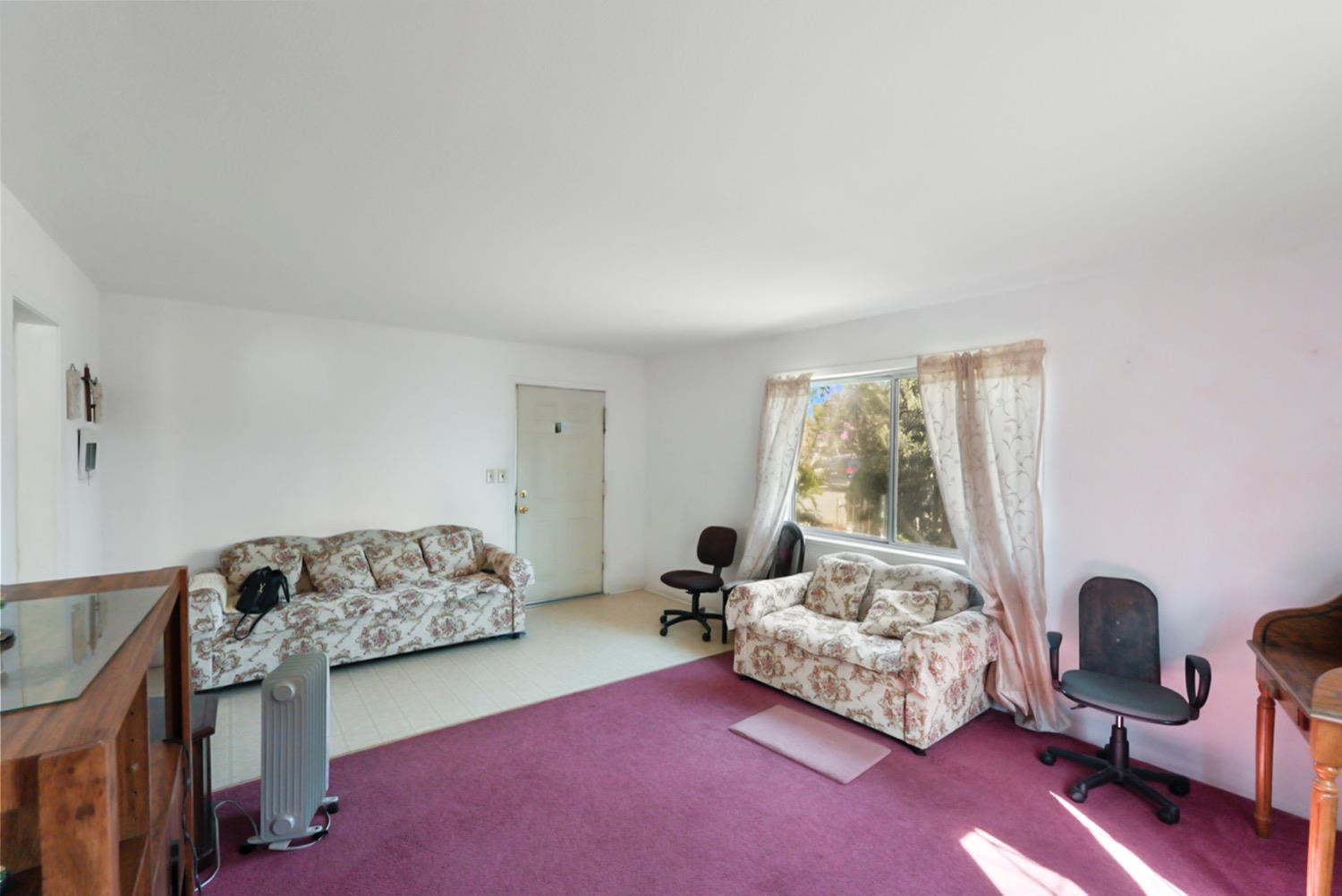 3609 Tamarack Avenue