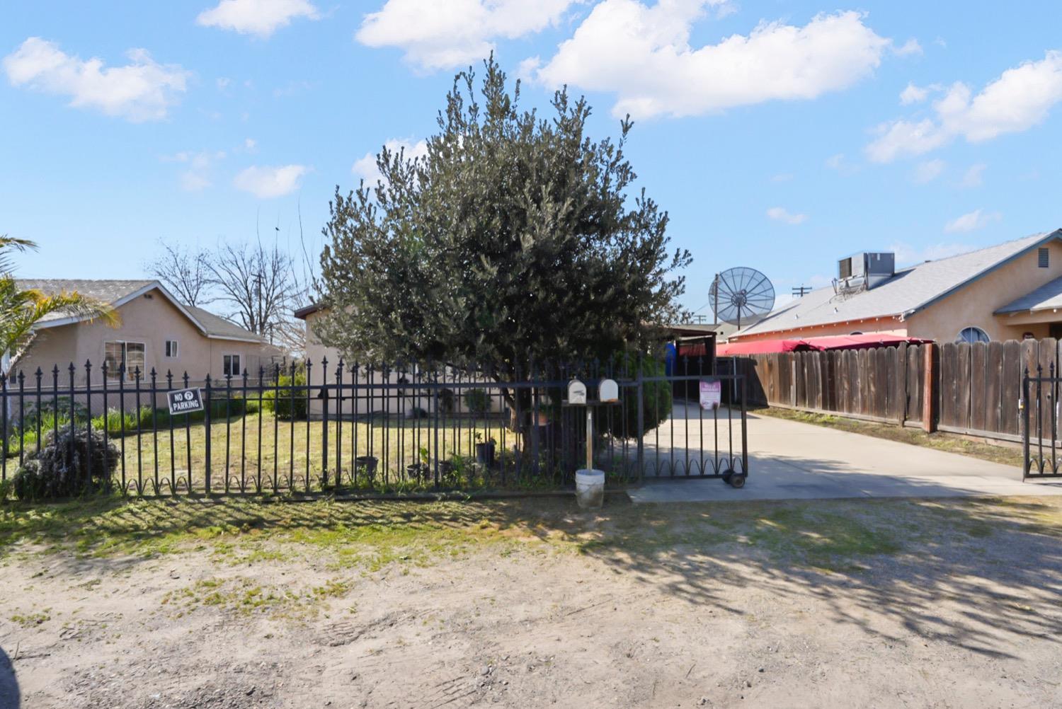 3609 Tamarack Avenue