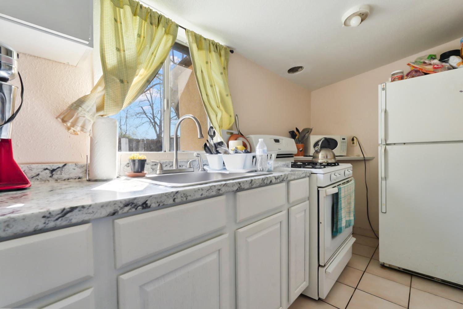 3609 Tamarack Avenue