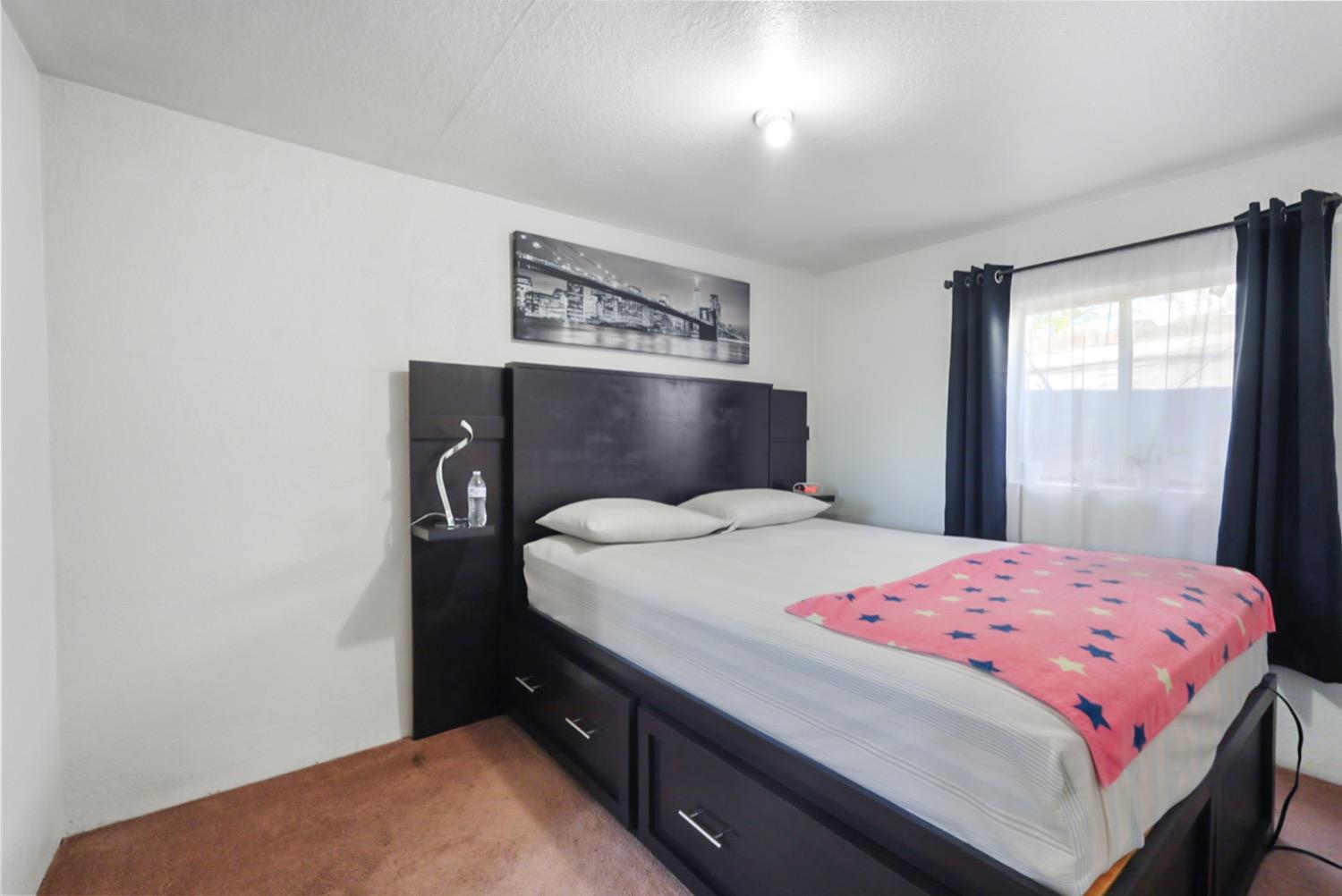 3609 Tamarack Avenue